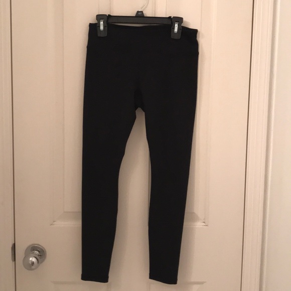 Fabletics Pants - Fabletics Black Salar Solid Powerhold Leggings